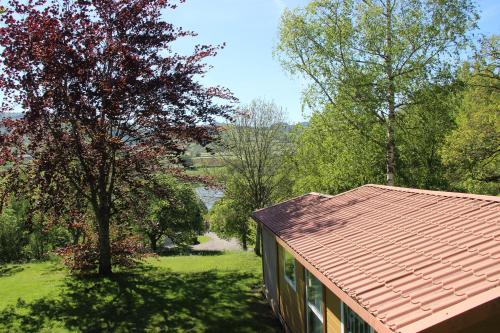 Flower Camping du Lac de Saint Point...