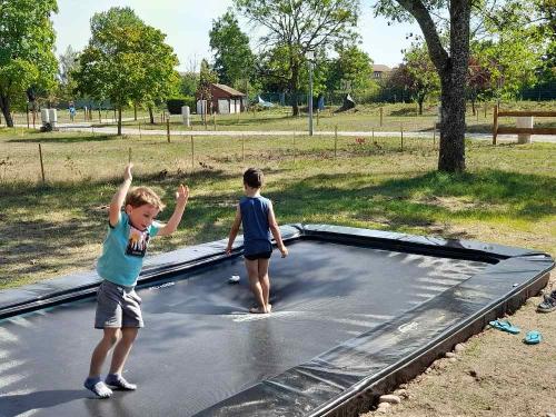 Camping L'Ile aux Mille Charmes