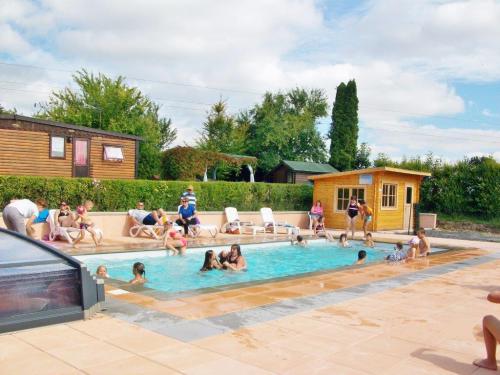 Camping LE PONT ROUGE ET LES VIGNES