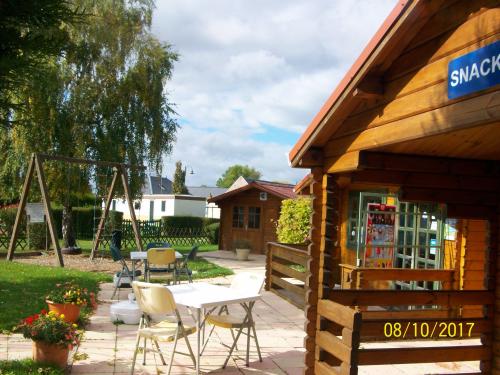 Camping LE PONT ROUGE ET LES VIGNES