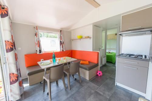 Camping LA FONTAINE