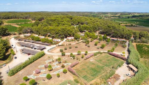 Camping Résidentiel La Pinède