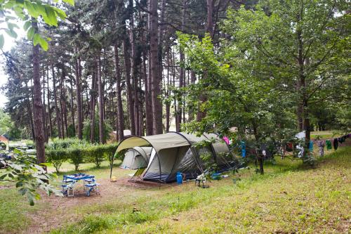 Huttopia Divonne Les Bains