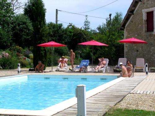 Camping naturiste Le Champ de Guiral