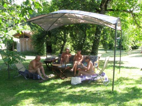 Camping naturiste Le Champ de Guiral