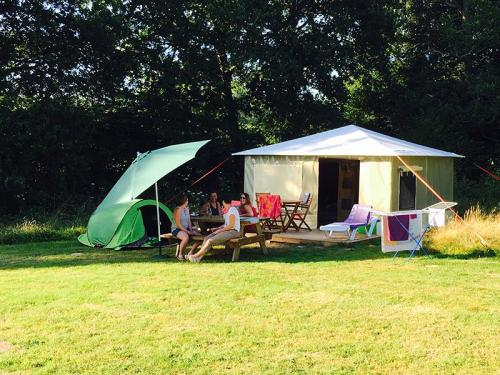 O2 Camping