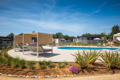 Santa Marina Boutique Camping