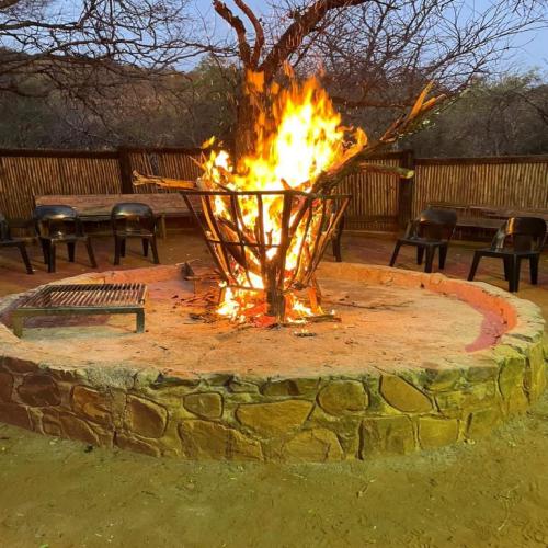Monkey Mountain Family Lodge