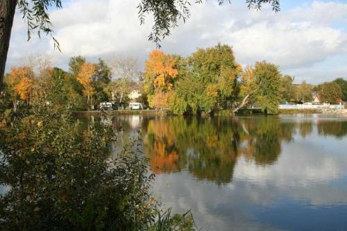 Camping Les Puits Tournants