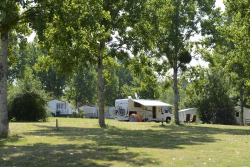Centre de Vacances Naturiste le Colo...