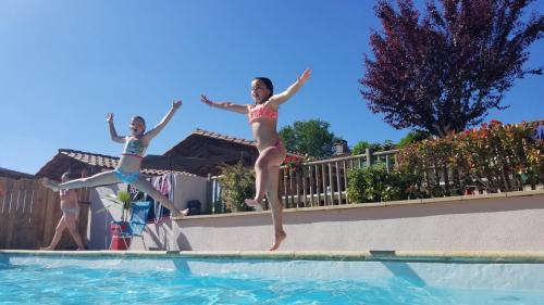 Camping AU P'TIT BONHEUR