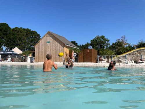 Camping Sunêlia le Petit Bois