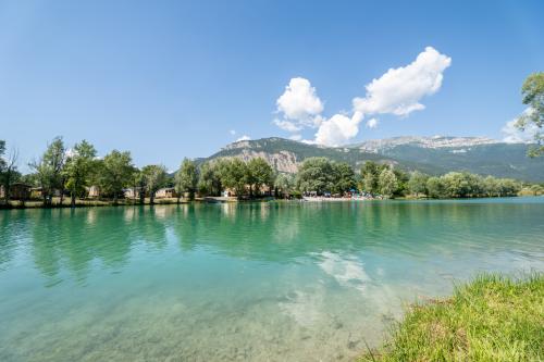Camping Koawa Le Lac Bleu