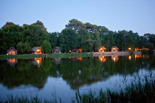 Village Huttopia Lac de Rillé