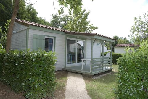 Base de Loisirs - Camping du Lac Cor...