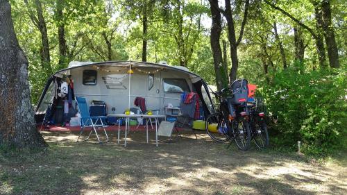 Flower Camping LES TRUFFIERES