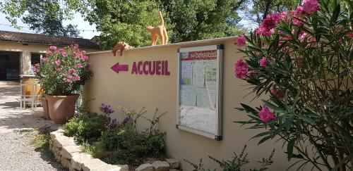 Flower Camping Les Rives de l'Aygues