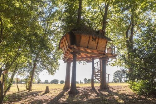 Castel Camping Château de Lez-Eaux