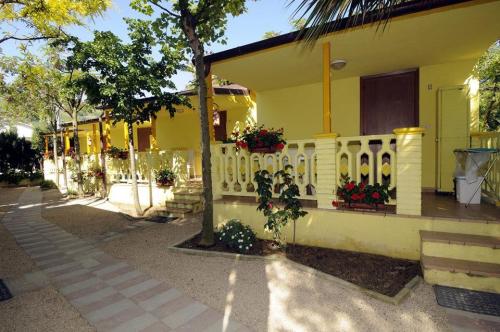 International Camping Torre di Cerra...