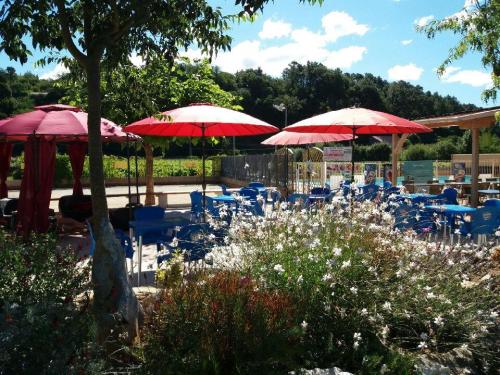 CAMPING LES HORTENSIAS