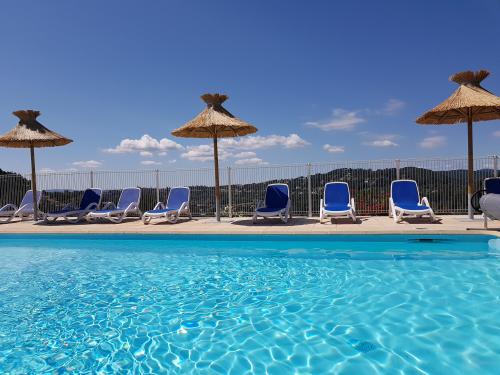 Camping les Pins d'Ucel