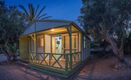 Camping Los Escullos