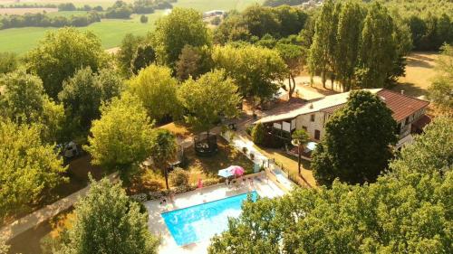 Le Domaine du CASTEX - Camping & Héb...
