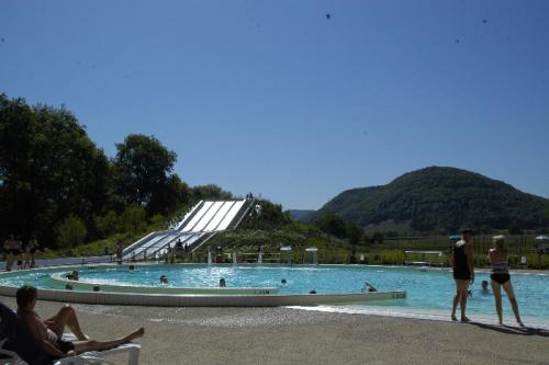 Camping Ecologique LA ROCHE D'ULLY