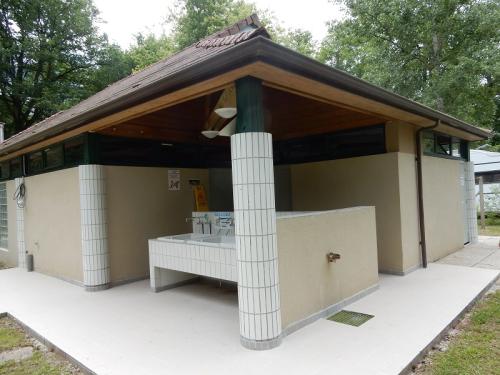 Camping Seasonova Etang de la Vallée