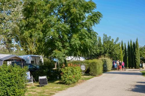 Camping Les Fontaines