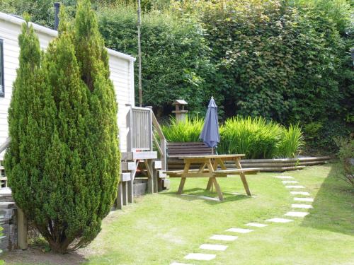 Trees Caravan Park