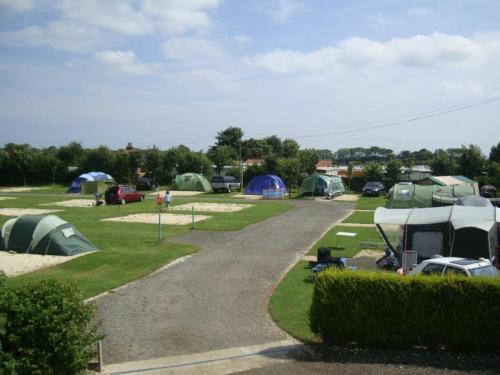 Centenary Way Camping and Caravan Pa...