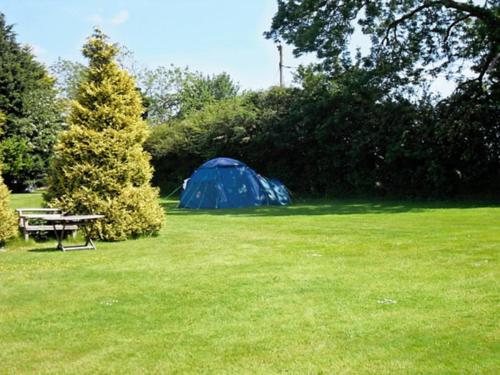 Cotswold View Caravan and Camping Si...