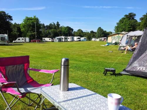 Six Mile Water Caravan Park