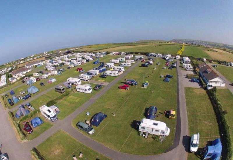 watergate bay caravan and camping club