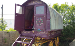 Ty Gwyneth Romany Caravan