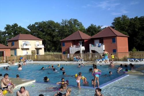 Domaine de Claire Rive - Terres de F...