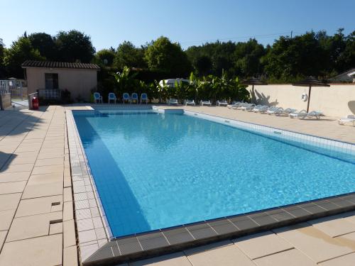 Camping LE CLOS DE LA LERE